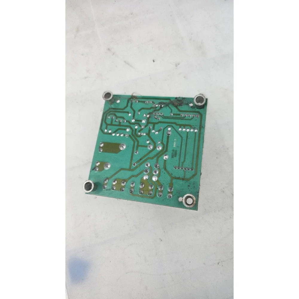 Goodman 1084-200D Defrost Control Circuit Board PCBDM101 used FAST SHIP
